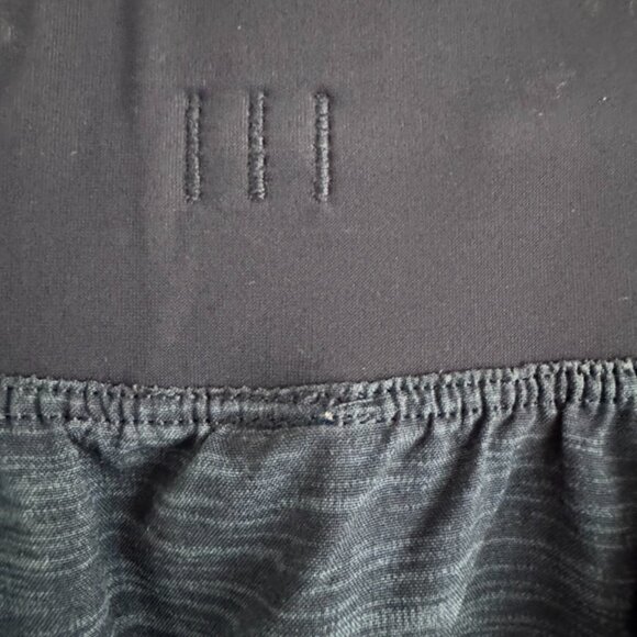 Lululemon THE Short Linerless 7" Mens 2 Piece Bundle XL Navy and Tan Gym Sporty - Picture 7 of 16